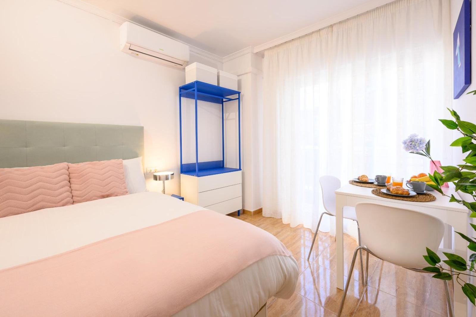 El Yate In Front Of The Sea By 10Tosea Apartment Fuengirola Bagian luar foto