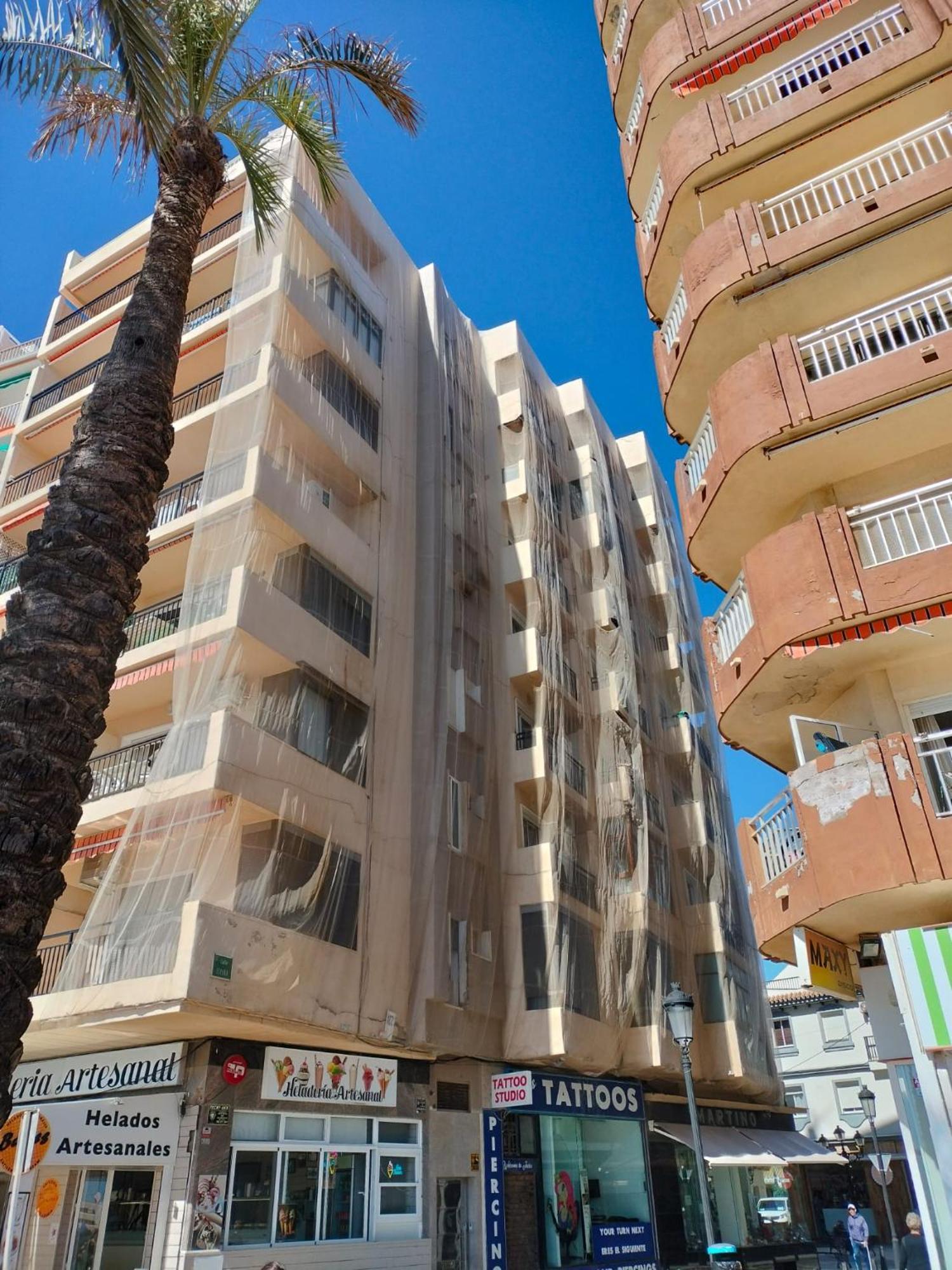 El Yate In Front Of The Sea By 10Tosea Apartment Fuengirola Bagian luar foto